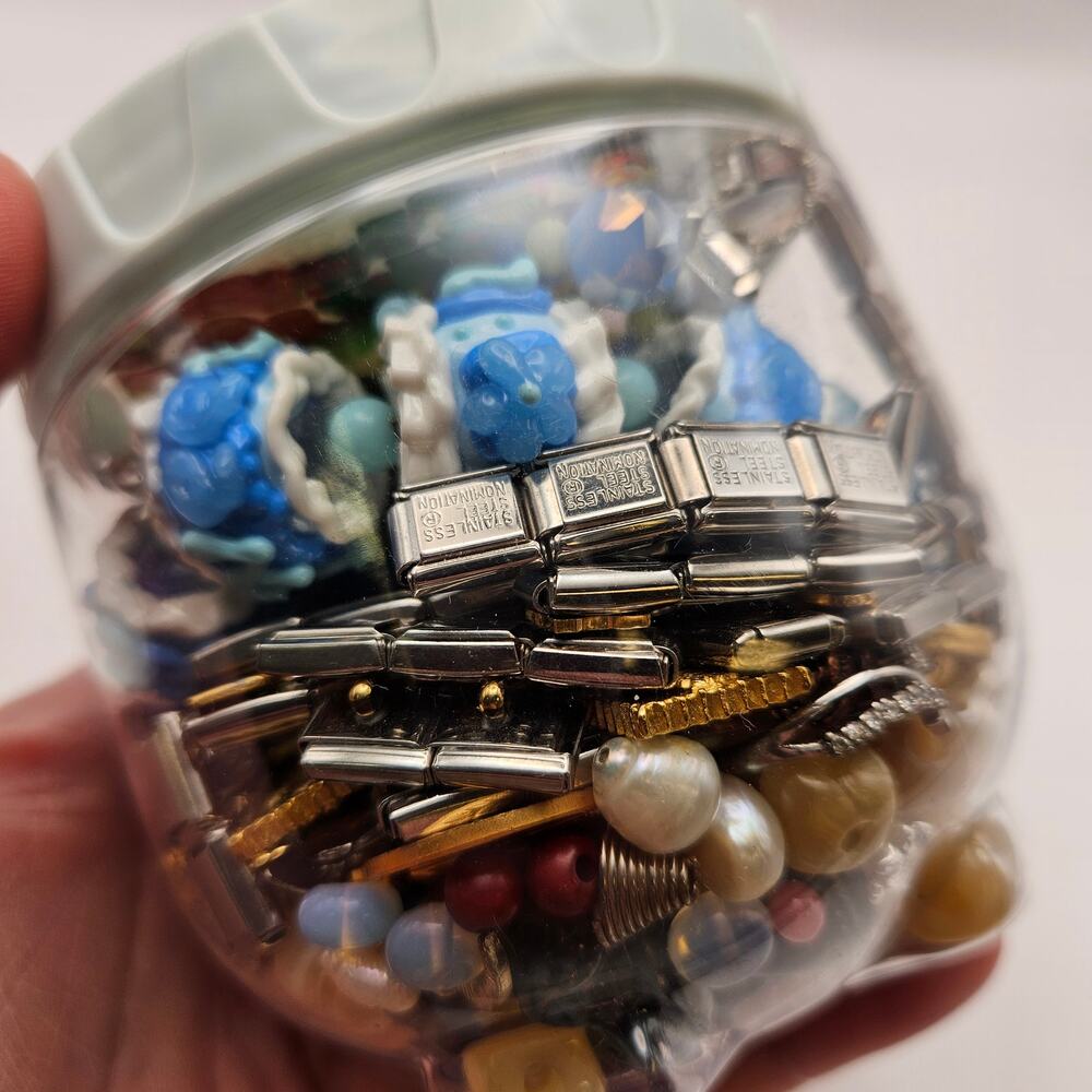 HUGE MIXED JEWELRY MAKING BEAD LOT ITALIAN CHARM BRACELET LINKS STONE WOOD CRAFT - Picture 7 of 9